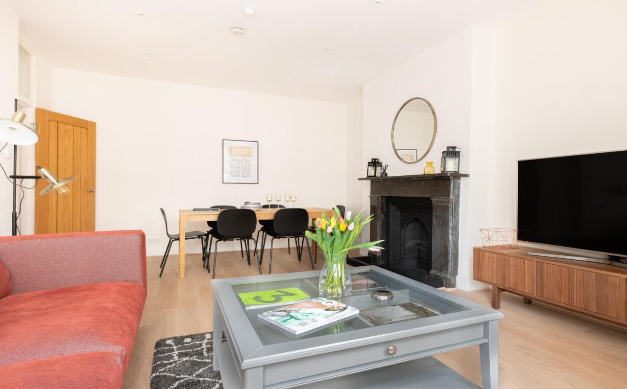 런던 The Chelsea Arms - Bright 3Bdr With Garden & Private Parking 아파트 외부 사진